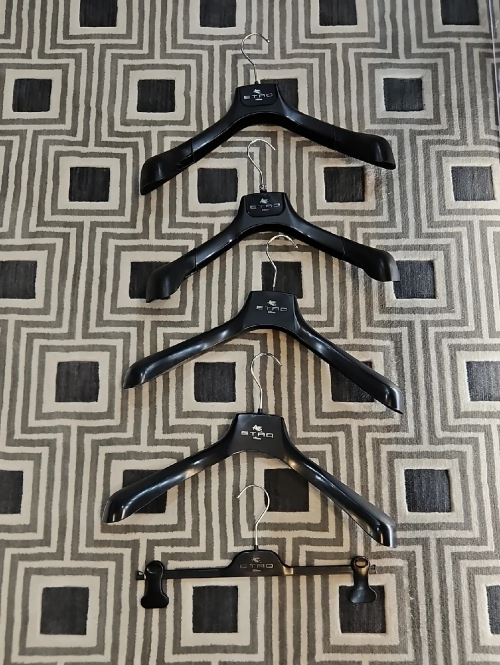 Etro Black Coat Hangers Set 4 - Matte Black - Picture 1 of 3